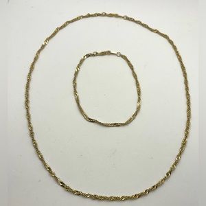 Beautiful Vintage 14kgp Small Twist 20" Chain Necklace & 7" Bracelet Jewelry Set